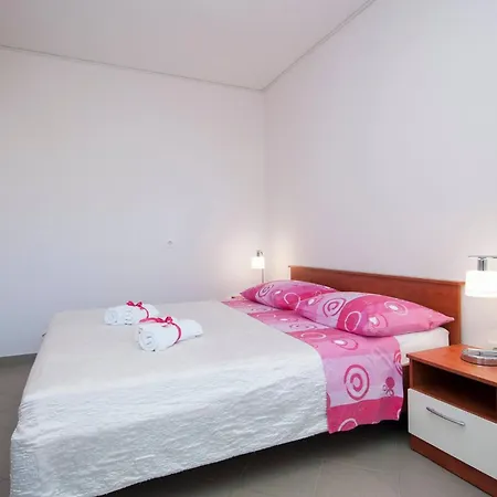 Gasthuis Family & Mikelin