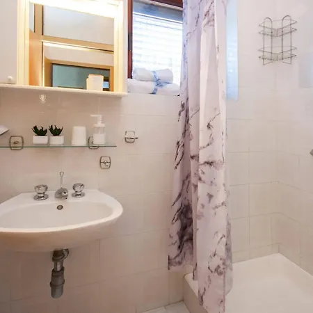 Family & Mikelin Gasthuis 3*