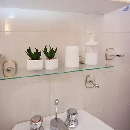 Gasthuis Family & Mikelin Primošten