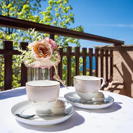 Family & Mikelin Primošten