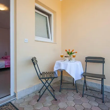 Family & Mikelin 게스트하우스