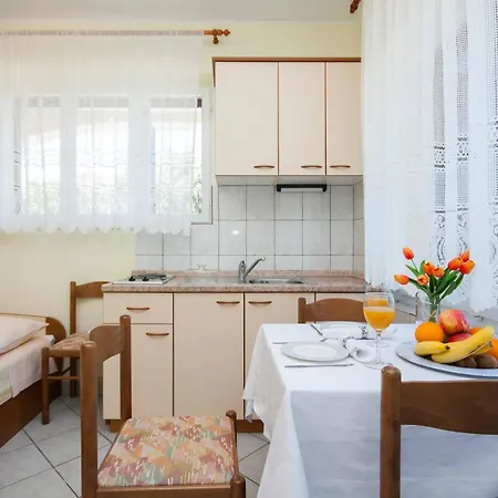 Family & Mikelin Gasthuis 3*