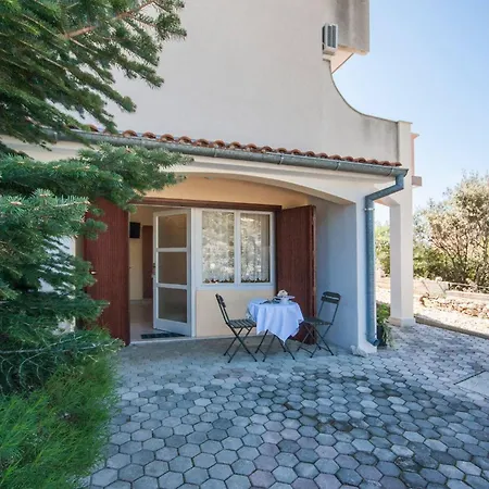 Family & Mikelin Πανσιόν